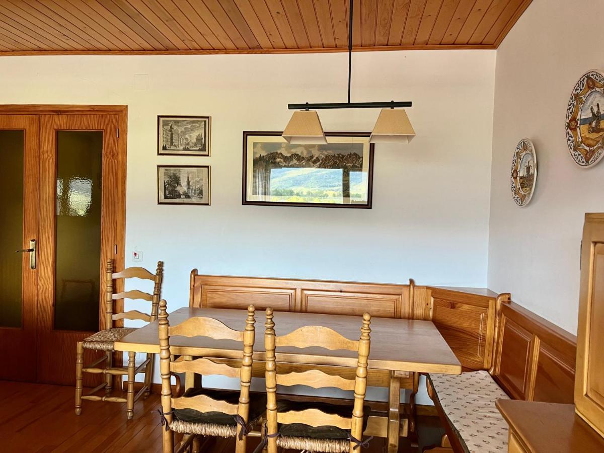 דירות Piso Puigcerda Vistas Y Piscina מראה חיצוני תמונה